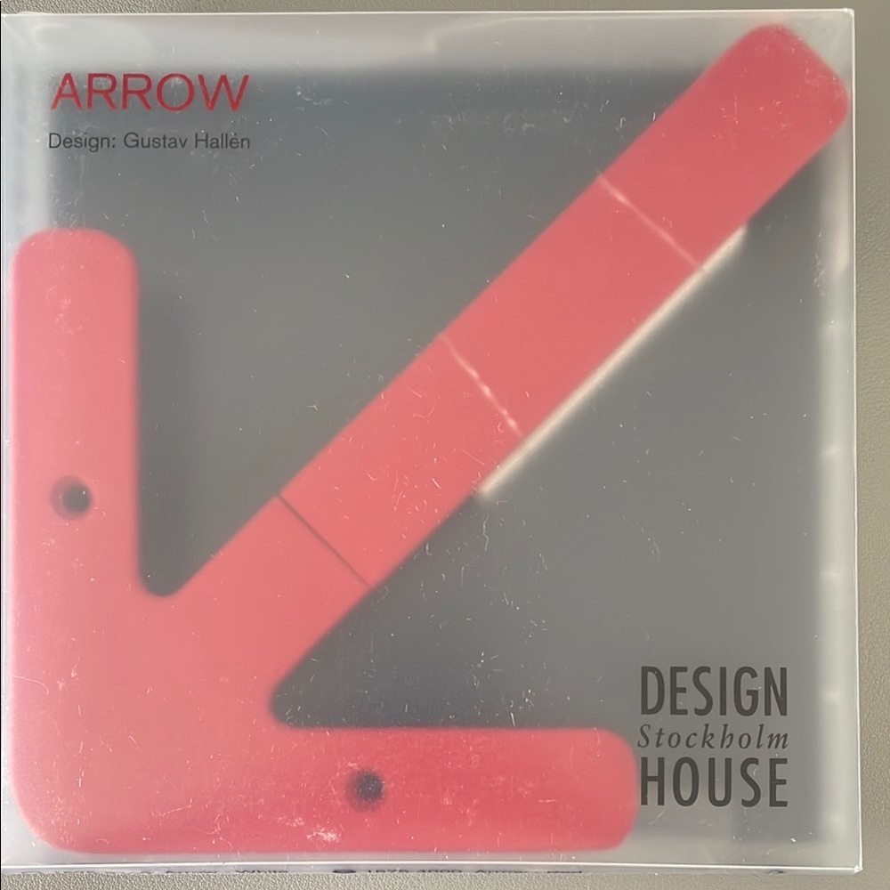 DESIGN HOUSE STOCKHOLM | Red Arrow Wall Decor Hanger Hook